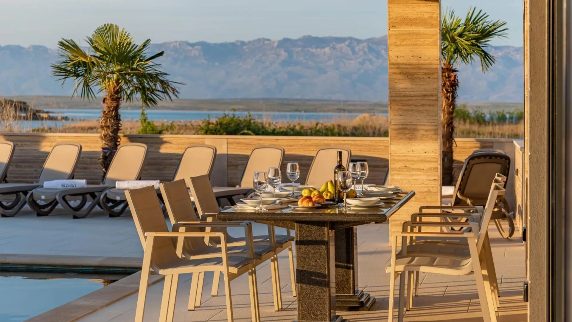 Crowonder Villa Travera 2 With Heated Swimming Pool - Crowonder Luxury Rent Privlaka  Chorvatsko