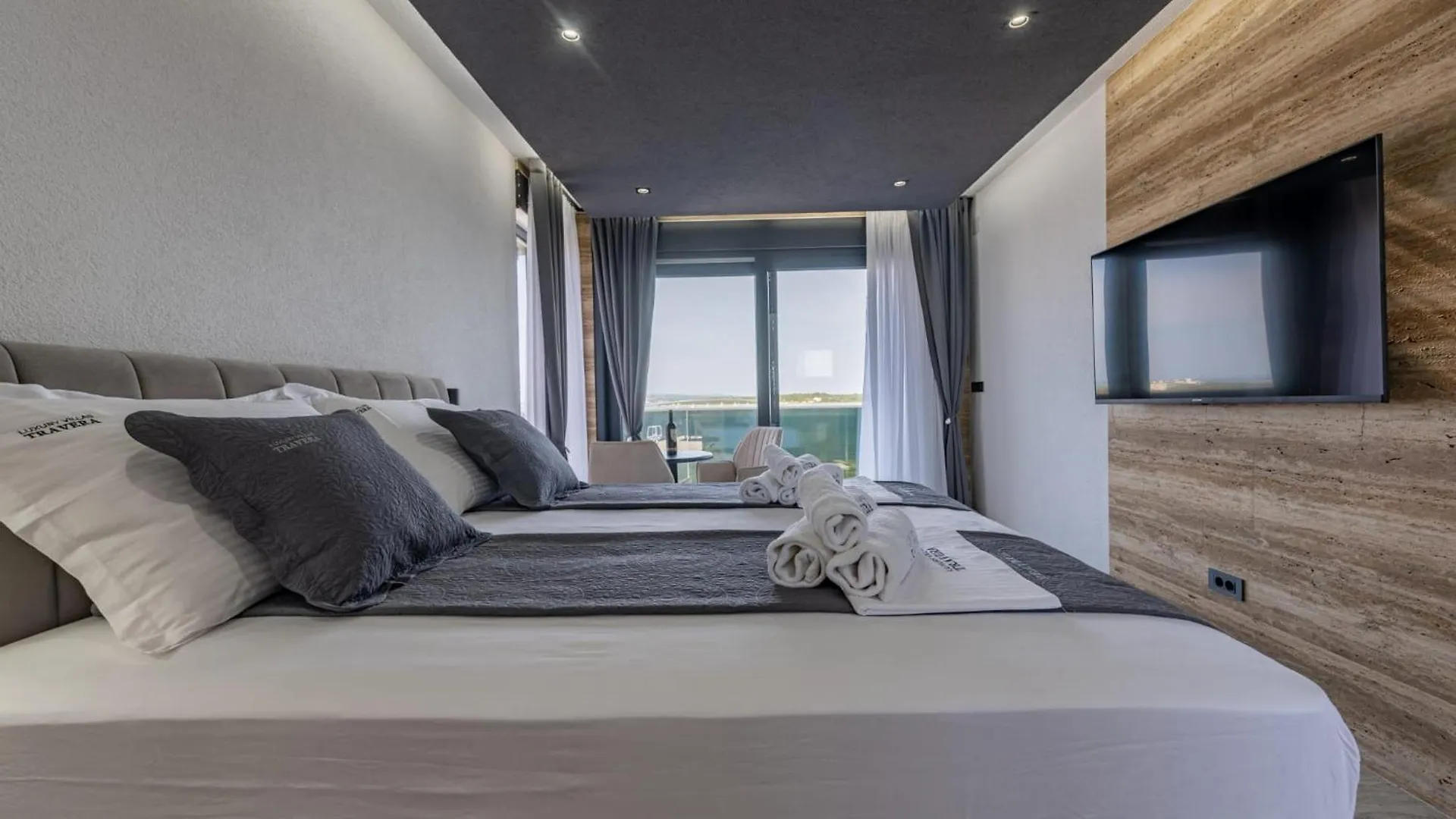 פריבלאקה Crowonder Villa Travera 2 With Heated Swimming Pool - Crowonder Luxury Rent קרואטיה